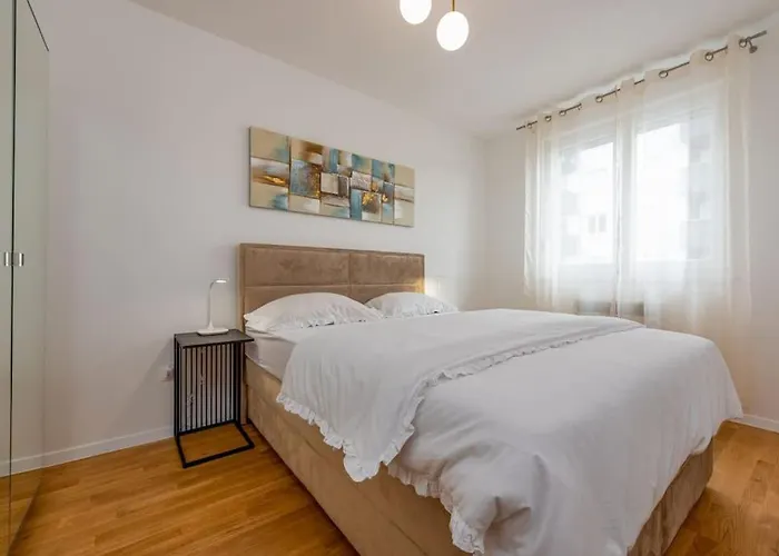 Modern And Comfortable Apartment In Zadar
